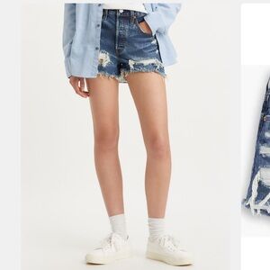 NWT Levi’s Women’s 501 Original Denim Shorts Dark Indigo Size 33